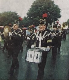 Musiker auf Bergparade 2001